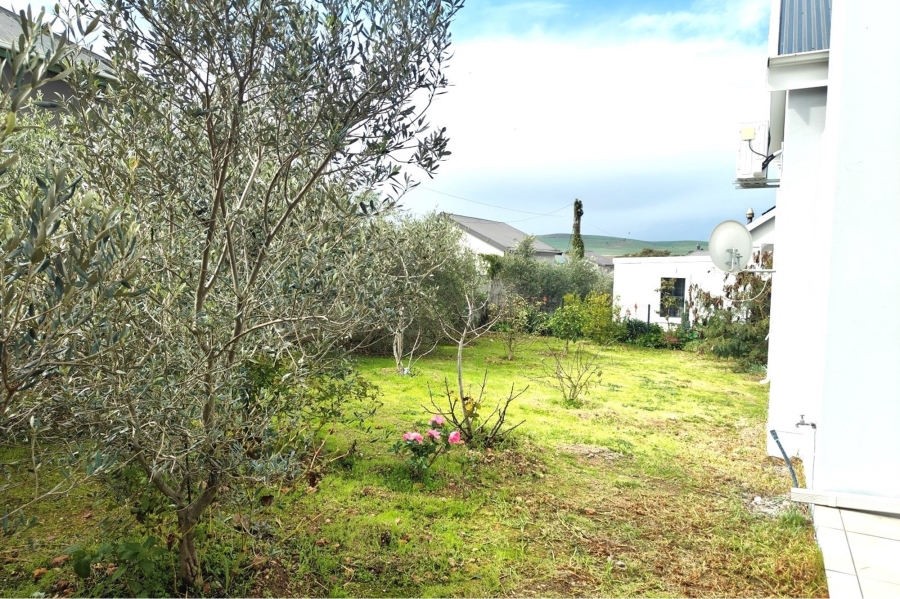 2 Bedroom Property for Sale in Moorreesburg Western Cape